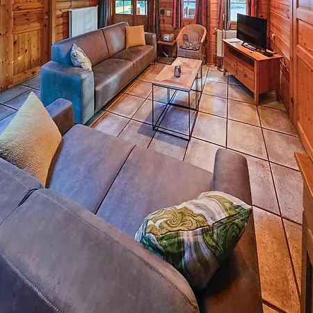 Vakantiehuis Cozy In With Sauna *